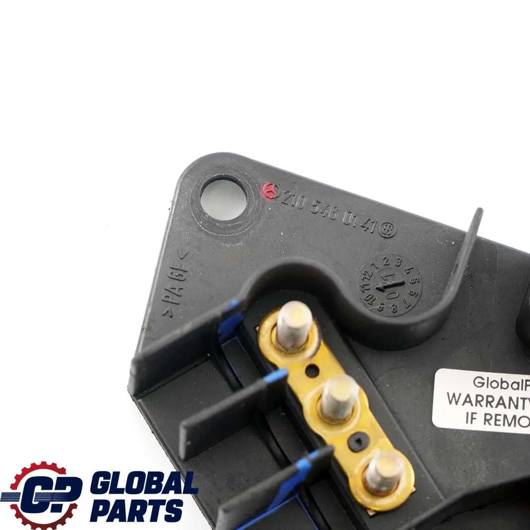 Conector De La caja del cable De La bateria Gasolina para Mercedes W210 con número de pieza A2105460141 Mercedes W210 Conector De La caja del cable De La bateria Gasolina - SKU A2105460141 - Número de pieza A2105460141