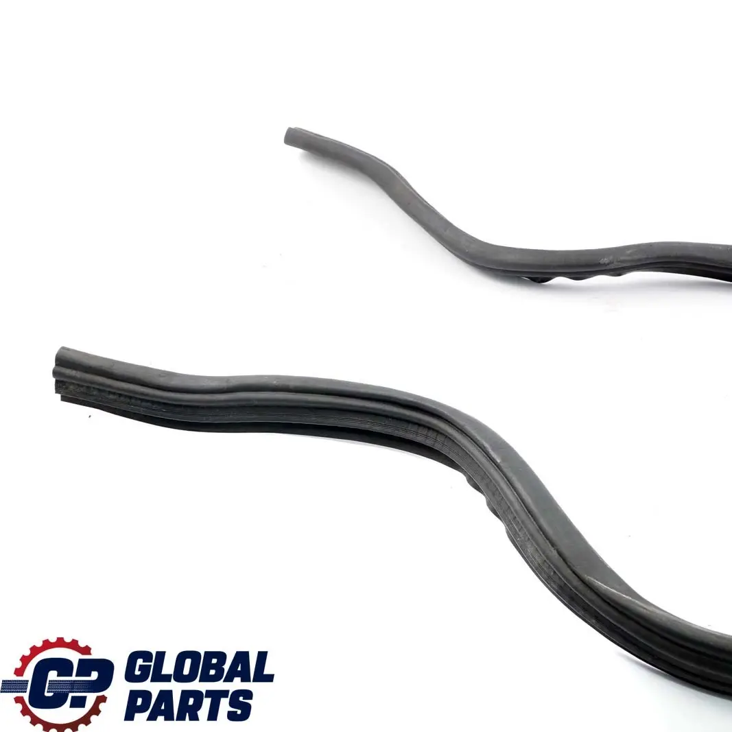 Mercedes-Benz W210 Cofano Scompartimento Motore Guarnizione per con numero di parte A2106280098 Mercedes-Benz W210 Cofano Scompartimento Motore Guarnizione - SKU A2106280098 - Numero di parte A2106280098