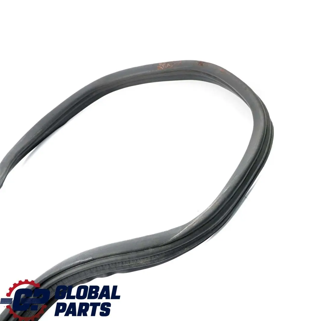  Mercedes-Benz W210 Capot Compartiment Moteur Joint - SKU A2106280098 - Numéro de pièce A2106280098