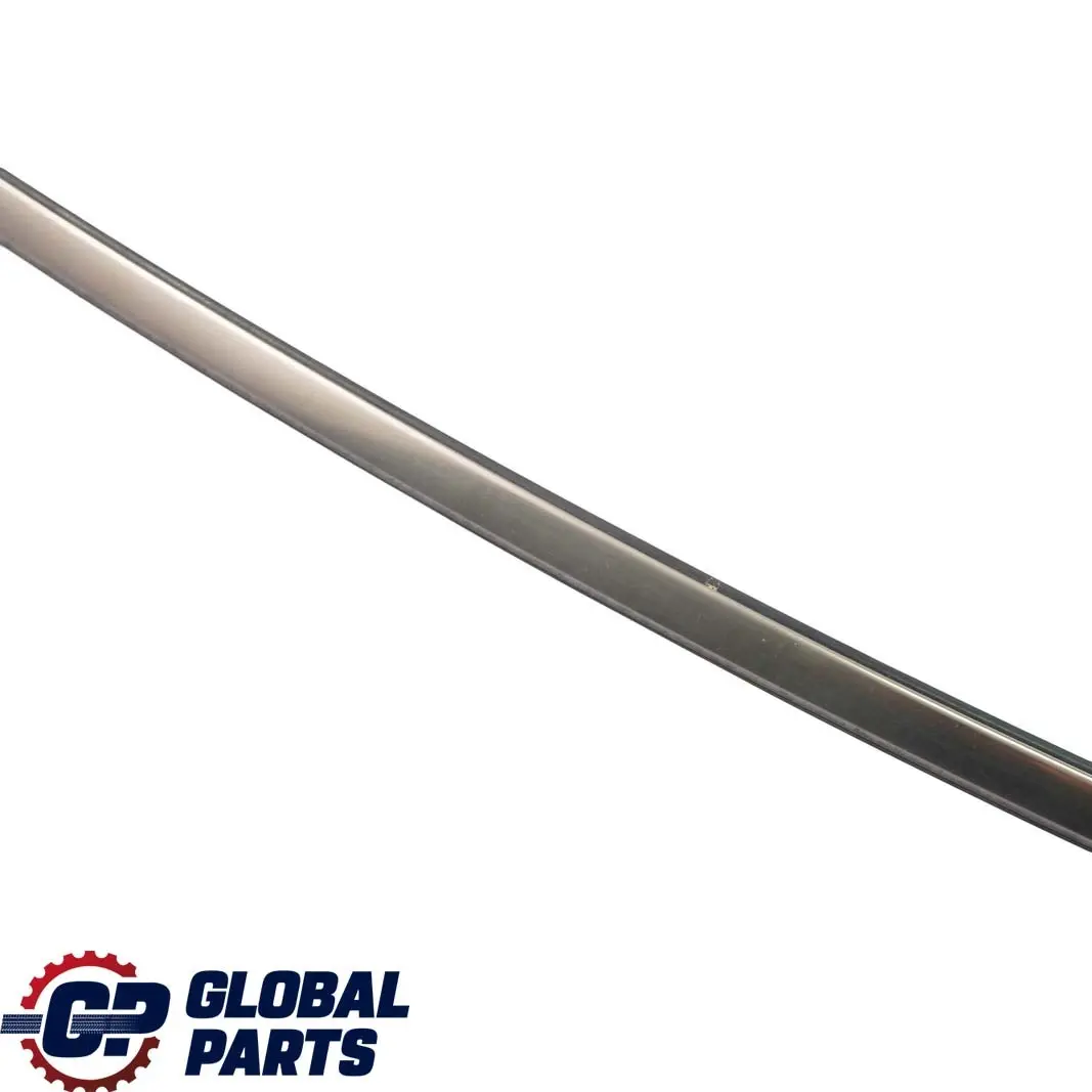 Mercedes-Benz E W210 Moldura Parabrisas Tapa Parabrisas Tira para con número de pieza A2106700922 Mercedes-Benz E W210 Moldura Parabrisas Tapa Parabrisas Tira - SKU A2106700922 - Número de pieza A2106700922