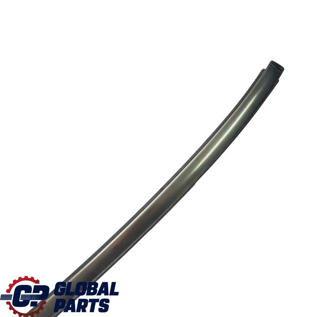 Mercedes-Benz E W210 Moldura Parabrisas Tapa Parabrisas Tira para con número de pieza A2106700922 Mercedes-Benz E W210 Moldura Parabrisas Tapa Parabrisas Tira - SKU A2106700922 - Número de pieza A2106700922