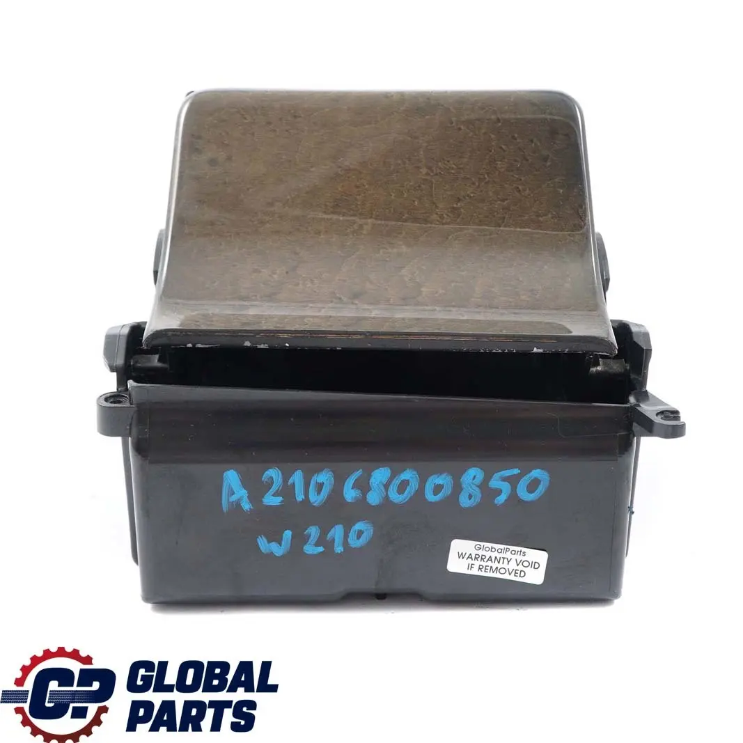  Mercedes-Benz W210 Consola Central Cenicero Portavasos Panel - SKU A2106800850 - Número de pieza A2106800850