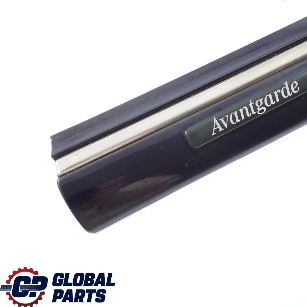 klasa W210 Listwa błotnika prawy przód do Mercedes E o numerze A2106900282 Mercedes E klasa W210 Listwa błotnika prawy przód - SKU A2106900282-TB - Numer Części A2106900282