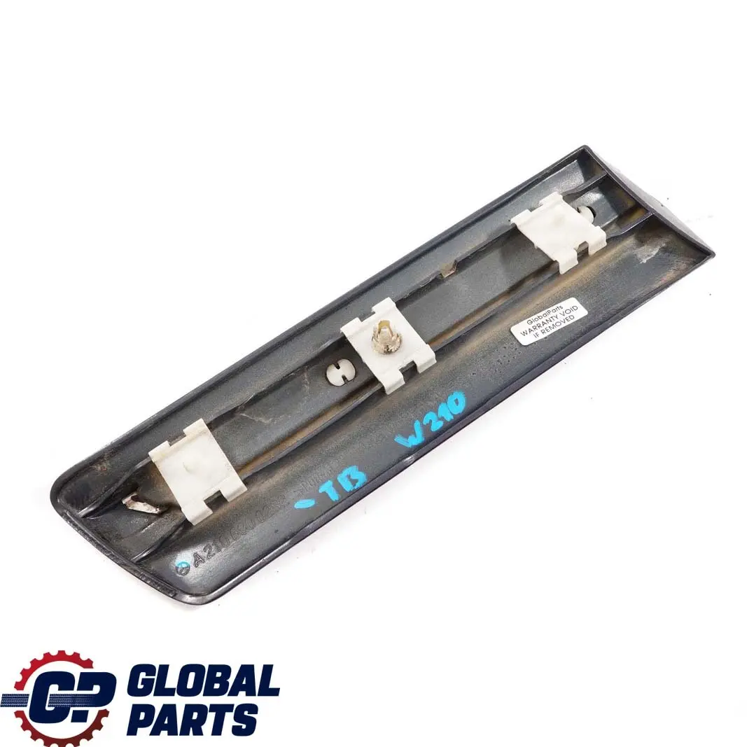 Mercedes-Benz E W210 Kotflügel Vorne Rechts Zierleiste Tanzanite Blue 359 für mit Teilenummer A2106900282 Mercedes-Benz E W210 Kotflügel Vorne Rechts Zierleiste Tanzanite Blue 359 - SKU A2106900282-TB - Teilenummer A2106900282