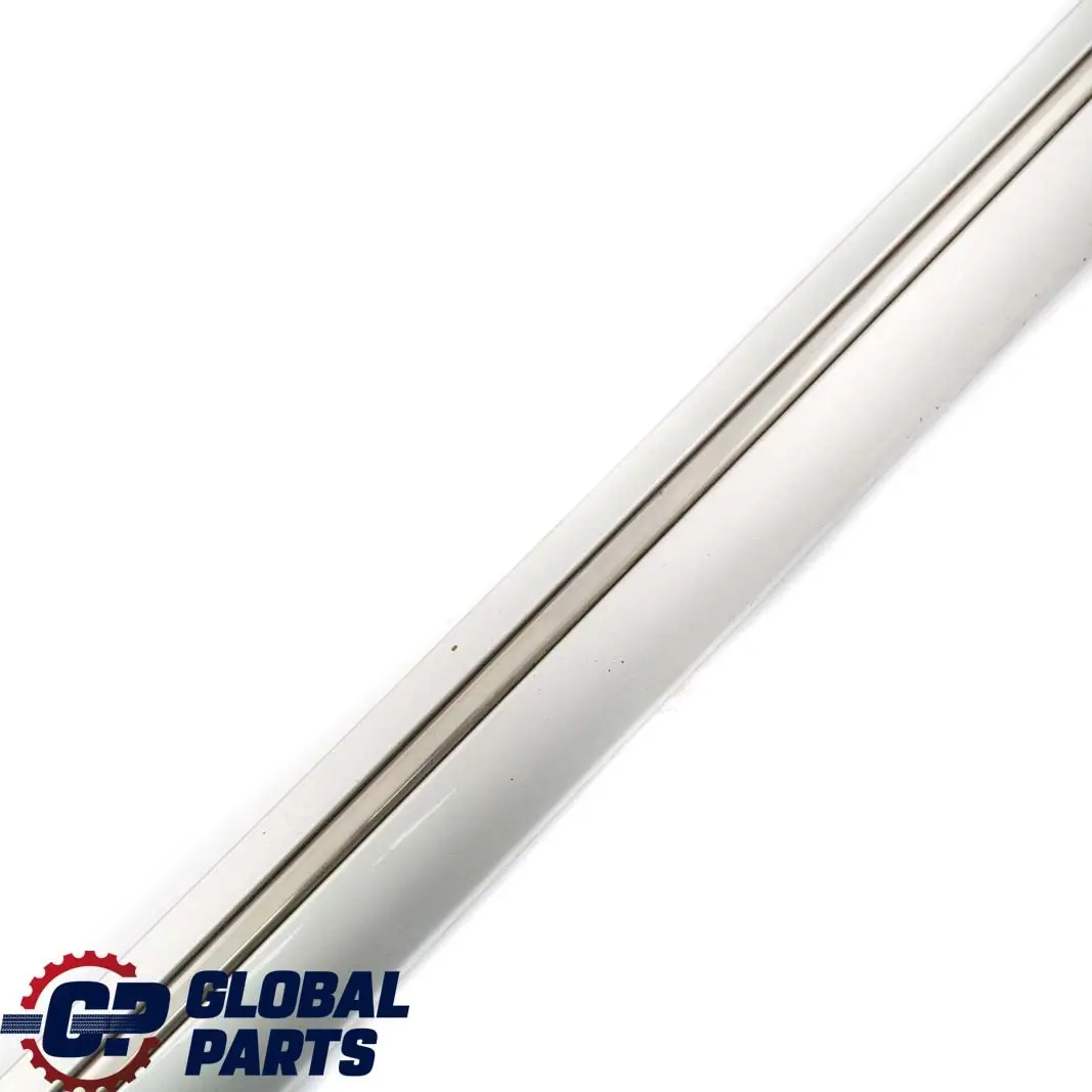  Mercedes-Benz E W210 Türleiste Zierleiste Vorne Links Brillantsilber Metallic - SKU A2106900382-BRS - Teilenummer A2106900382