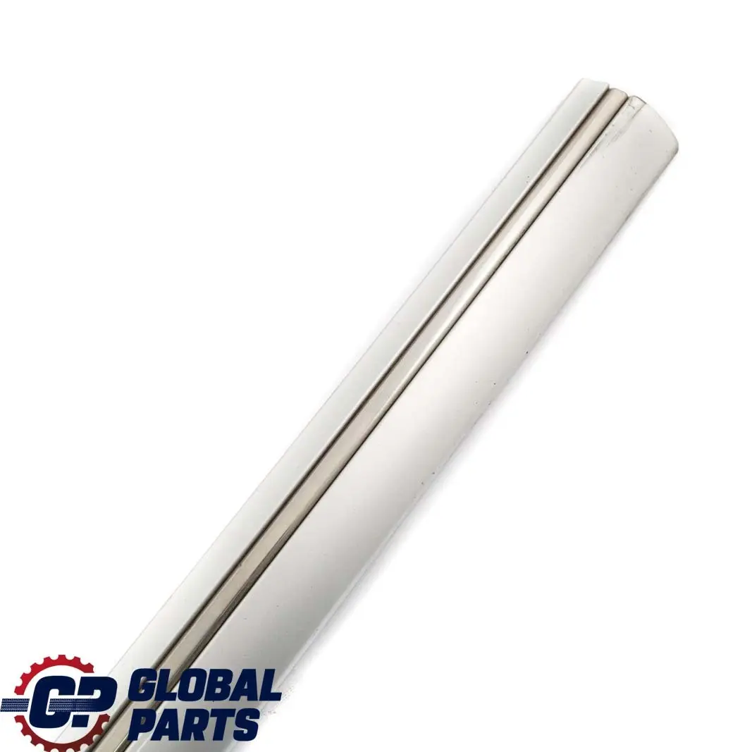 Mercedes W210 Striscia Porta Anteriore Sinistra Modanatura Argento Brillante - SKU A2106900382-BRS - Numero di parte A2106900382