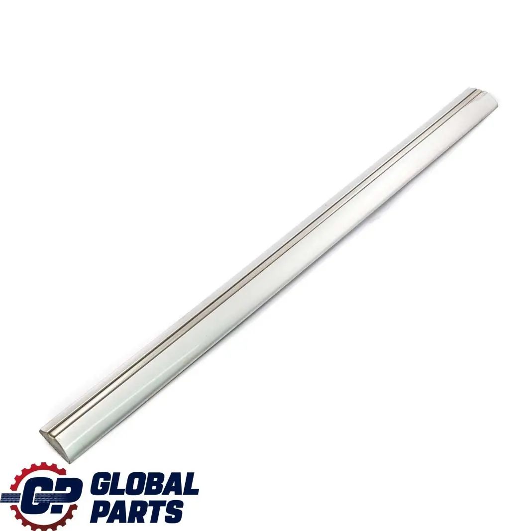  Mercedes-Benz E W210 Front Left Door Trim Strip Moulding Brillantsilber Silver - SKU A2106900382-BRS - Número de pieza A2106900382