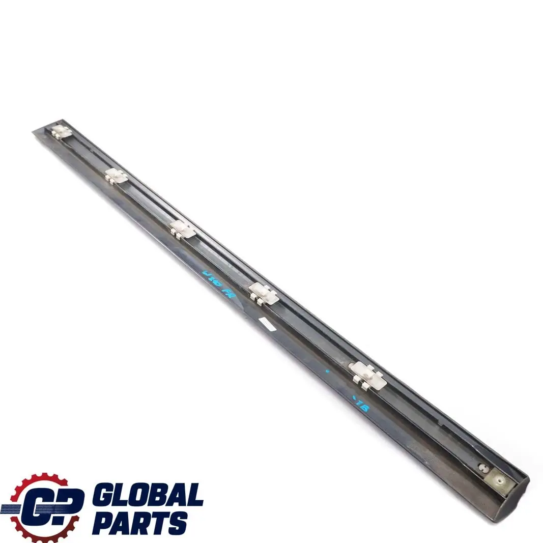  Mercedes-Benz E W210 Front Right Door Trim Strip Moulding Tanzanite Blue - SKU A2106900482-TB - Número de pieza A2106900482