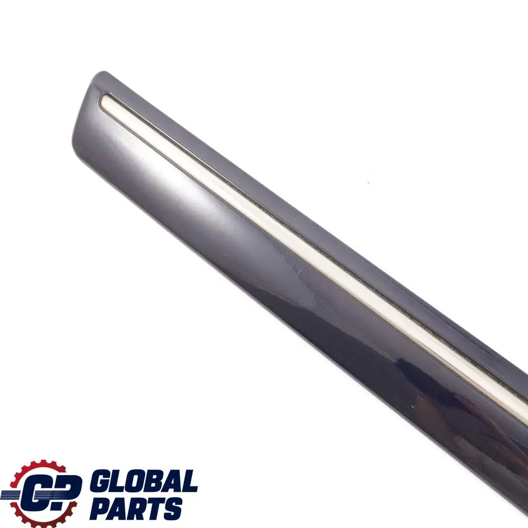 Mercedes-Benz E W210 Türleiste Zierleiste Hinten Rechts Tanzanite Blue Blau 35 für mit Teilenummer A2106900682 Mercedes-Benz E W210 Türleiste Zierleiste Hinten Rechts Tanzanite Blue Blau 35 - SKU A2106900682-TB - Teilenummer A2106900682