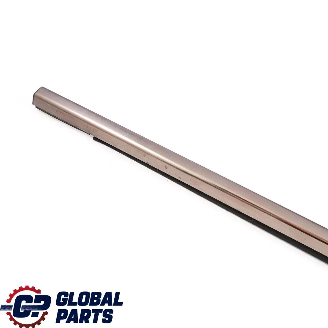 Mercedes-Benz W210 Garnieren Moulage Porte avant Gauche pour à propos du numéro de pièce A2106900780 Mercedes-Benz W210 Garnieren Moulage Porte avant Gauche - SKU A2106900780 - Numéro de pièce A2106900780