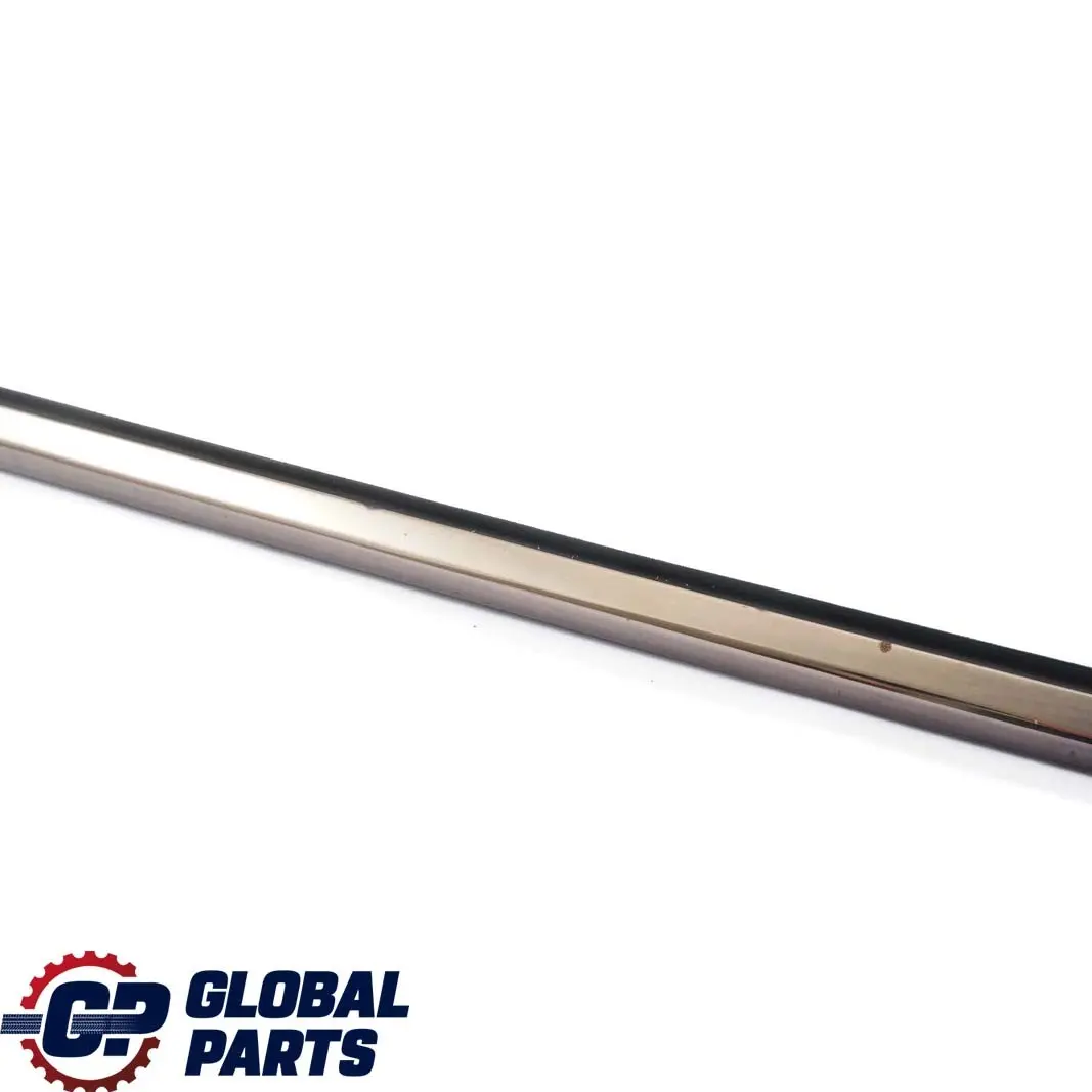  Mercedes-Benz W210 Garnieren Moulage Porte avant Droite - SKU A2106900880 - Numéro de pièce A2106900880