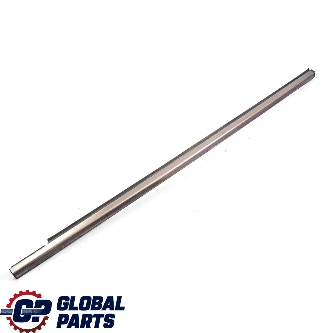 Mercedes-Benz S210 Bandes Decoratives Porte avant Gauche T?rfensterkante pour à propos du numéro de pièce A2106902180 Mercedes-Benz S210 Bandes Decoratives Porte avant Gauche T?rfensterkante - SKU A2106902180 - Numéro de pièce A2106902180