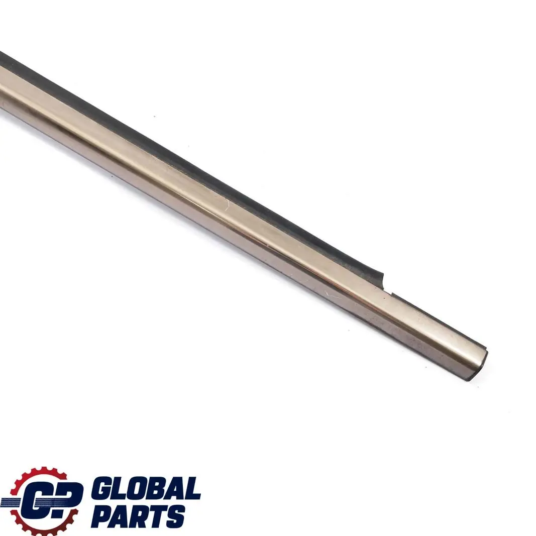 Mercedes-Benz Clase E S210 Rear Right Door Window Edge Ornamental Trim - SKU A2106902280 - Número de pieza A2106902280