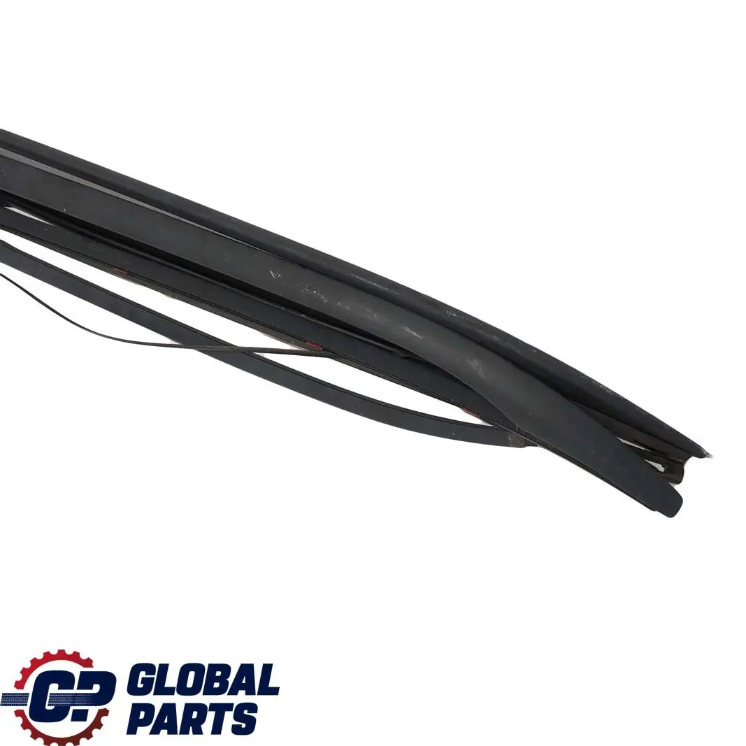 Mercedes-Benz W210 Break Rails de Toit Garde-Corps Moulage Gauche Droite Kit  - SKU A2106904962 - Numéro de pièce A2106904962