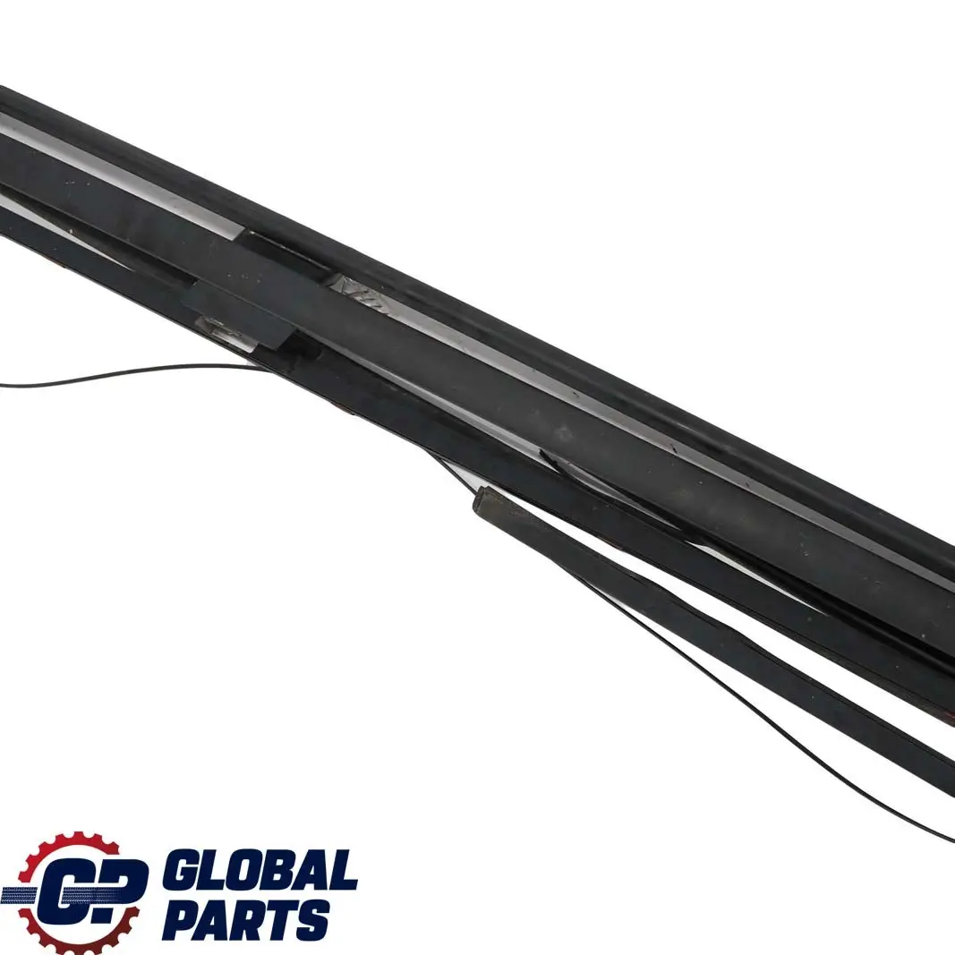 Mercedes-Benz E W210 Kombi Dachreling Reling Zierleiste Links Rechts Set für mit Teilenummer A2106904962 Mercedes-Benz E W210 Kombi Dachreling Reling Zierleiste Links Rechts Set - SKU A2106904962 - Teilenummer A2106904962