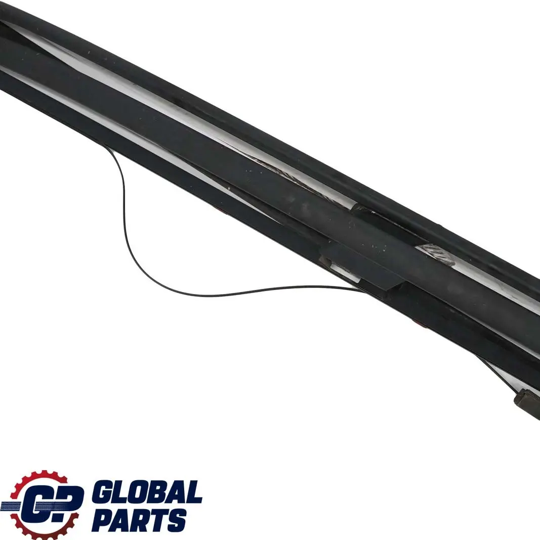 Mercedes-Benz W210 Break Rails de Toit Garde-Corps Moulage Gauche Droite Kit pour à propos du numéro de pièce A2106904962 Mercedes-Benz W210 Break Rails de Toit Garde-Corps Moulage Gauche Droite Kit - SKU A2106904962 - Numéro de pièce A2106904962