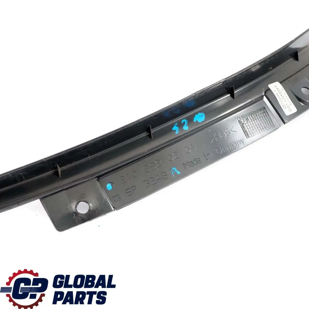  Mercedes-Benz W210 S210 Arriere Droite D-Colonne Revetement Coffre - SKU A2106920201 - Numéro de pièce A2106920201