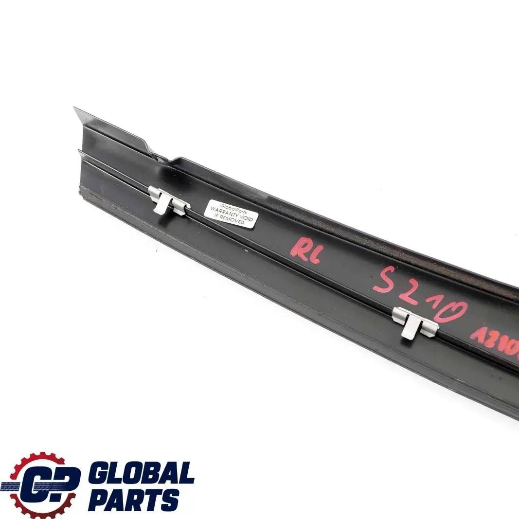 Mercedes-Benz E S210 Kombi Verkleidung Abdeckung C-Säule Links für mit Teilenummer A2106982989 Mercedes-Benz E S210 Kombi Verkleidung Abdeckung C-Säule Links - SKU A2106982989 - Teilenummer A2106982989