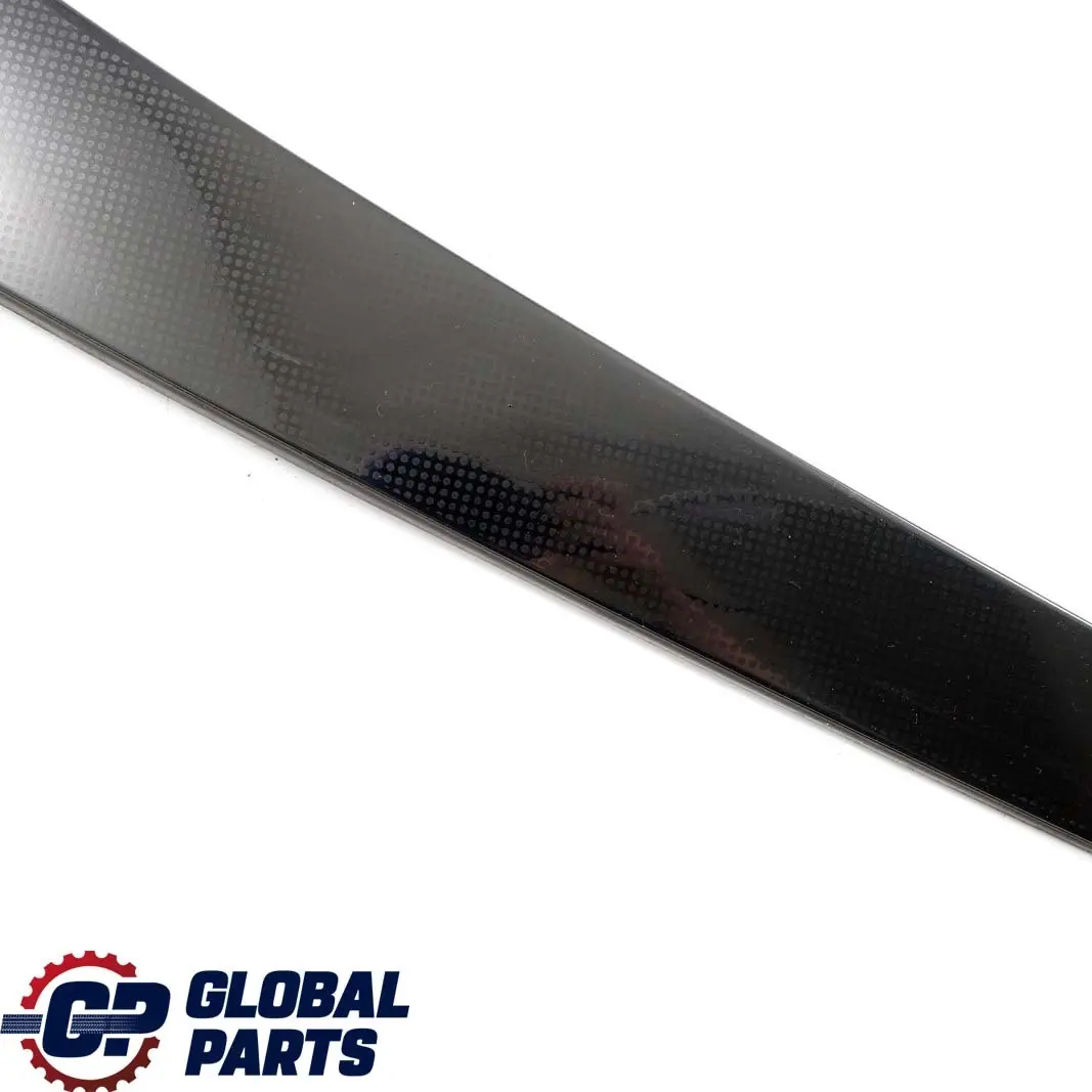 Pilastro posteriore sinistro N/S Rivestimento per Mercedes S210 Estate con numero di parte A2106982989 Mercedes S210 Estate Pilastro posteriore sinistro N/S Rivestimento - SKU A2106982989 - Numero di parte A2106982989