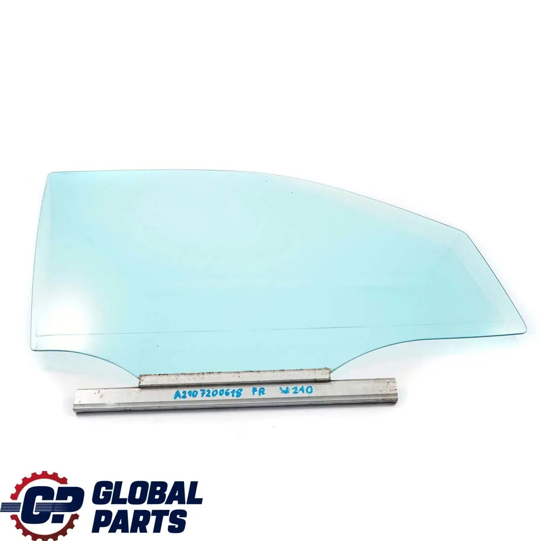 Delantero Derecho Puerta Ventana Vidrio Azul AS2 para Mercedes W210 con número de pieza A2107200618 Mercedes W210 Delantero Derecho Puerta Ventana Vidrio Azul AS2 - SKU A2107200618 - Número de pieza A2107200618