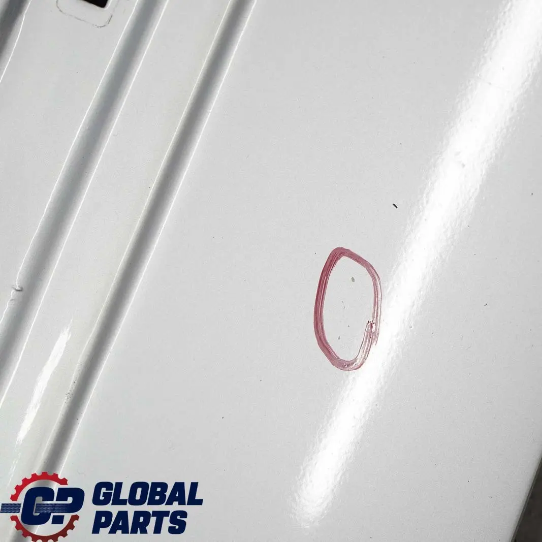 Puerta Delantera Derecha Plata Brillante Metalizado - 744 para Mercedes W210 con número de pieza A2107201605 Mercedes W210 Puerta Delantera Derecha Plata Brillante Metalizado - 744 - SKU A2107201605-BRS - Número de pieza A2107201605