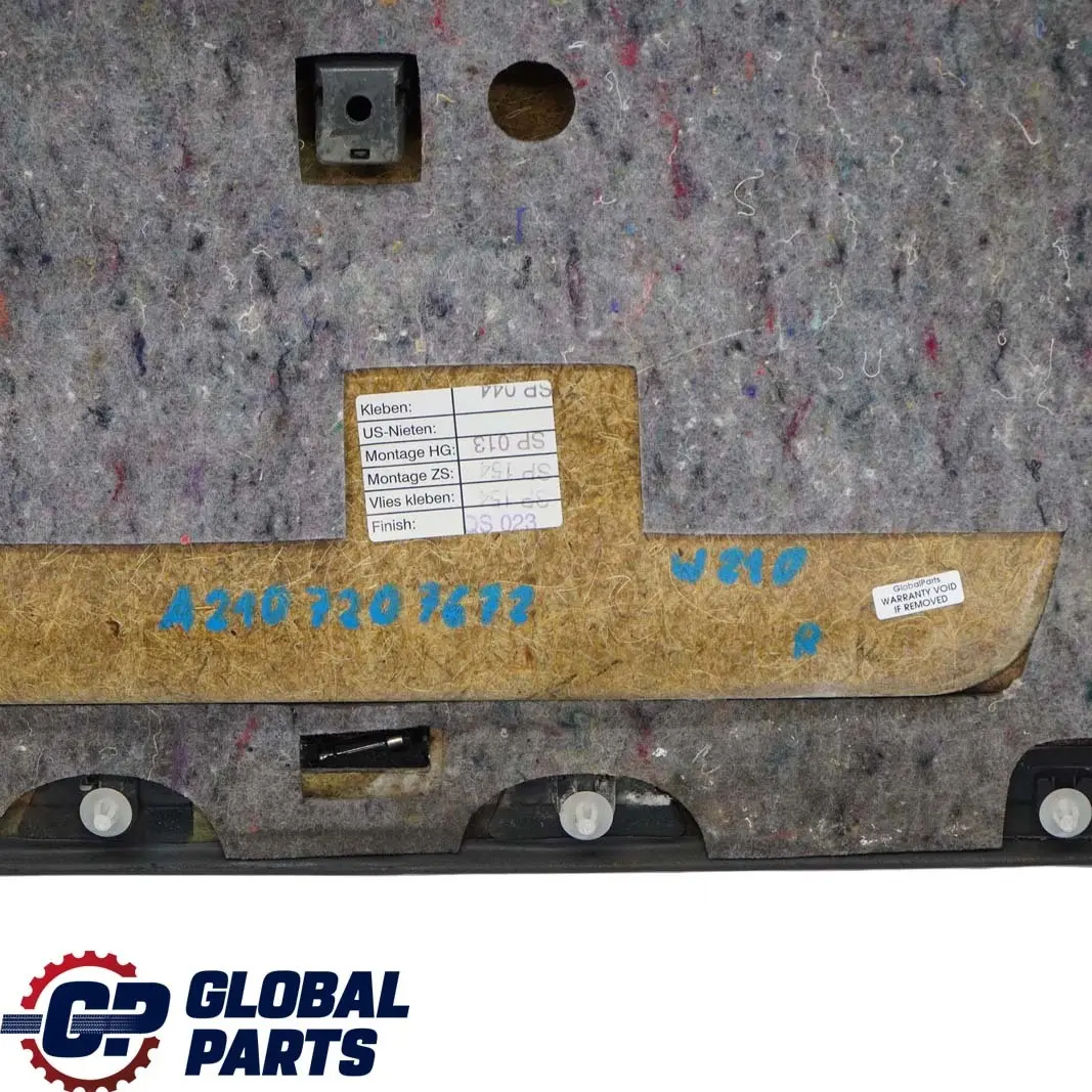 Mercedes-Benz E-Klasse W210 Türverkleidung Vorne Rechts Leder Anthrazit für mit Teilenummer A2107207672 Mercedes-Benz E-Klasse W210 Türverkleidung Vorne Rechts Leder Anthrazit - SKU A2107207672 - Teilenummer A2107207672