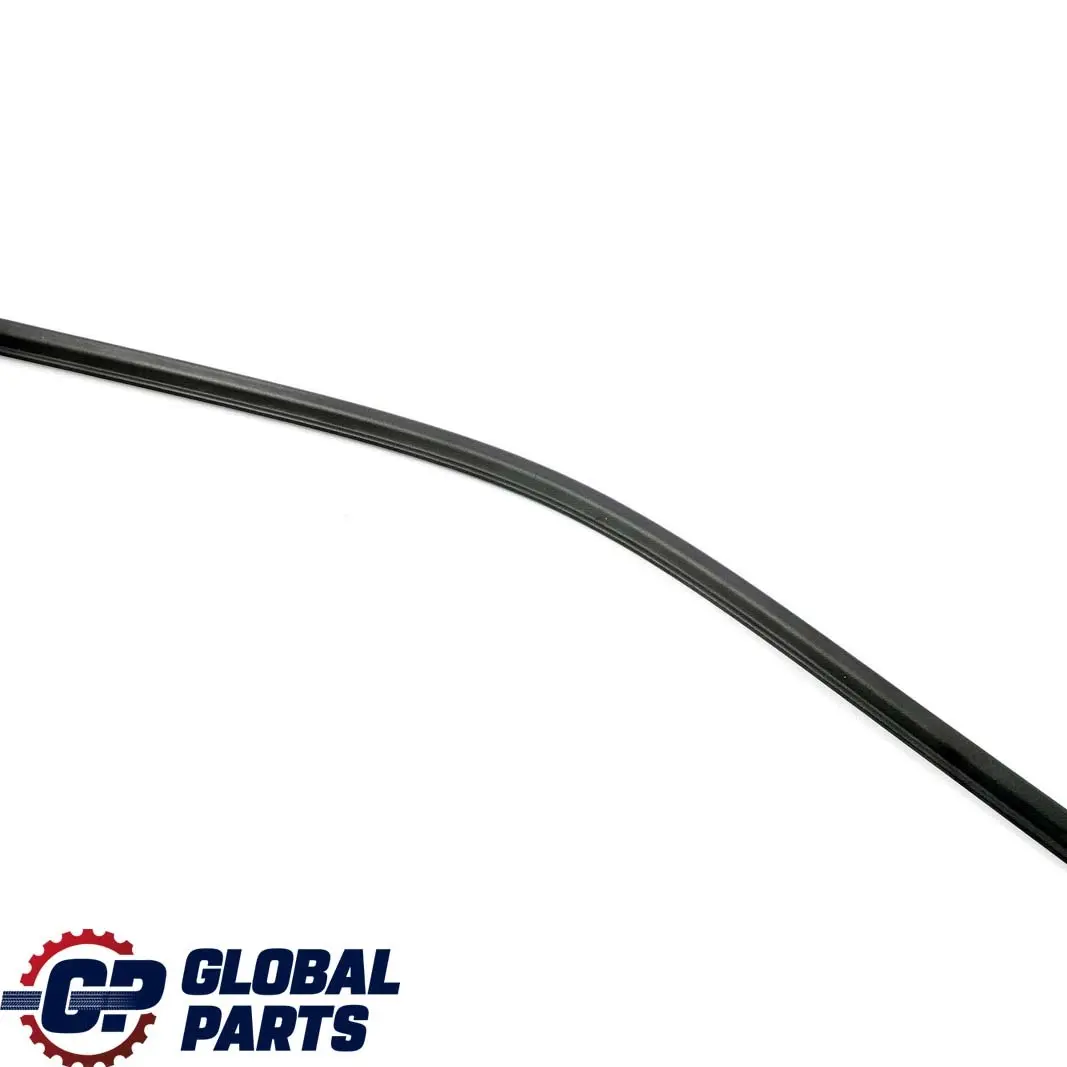 Mercedes-Benz E W210 Delantero Izquierdo Marco Ventana Tapa para con número de pieza A2107250171 Mercedes-Benz E W210 Delantero Izquierdo Marco Ventana Tapa - SKU A2107250171 - Número de pieza A2107250171