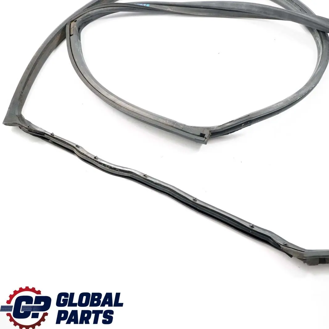 Mercedes-Benz E S210 Weatherstrip Rear Right O/S Door Seal Gasket to with Part number A2107300678 Mercedes-Benz E S210 Weatherstrip Rear Right O/S Door Seal Gasket - SKU A2107300678 - Part number A2107300678