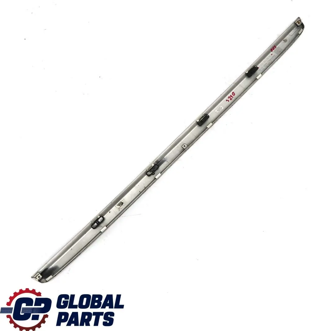 Mercedes-Benz S210 Familiare Portelloni Modanatura Copertura Argento Brillante - SKU A2107400493-BRS - Numero di parte A2107400493