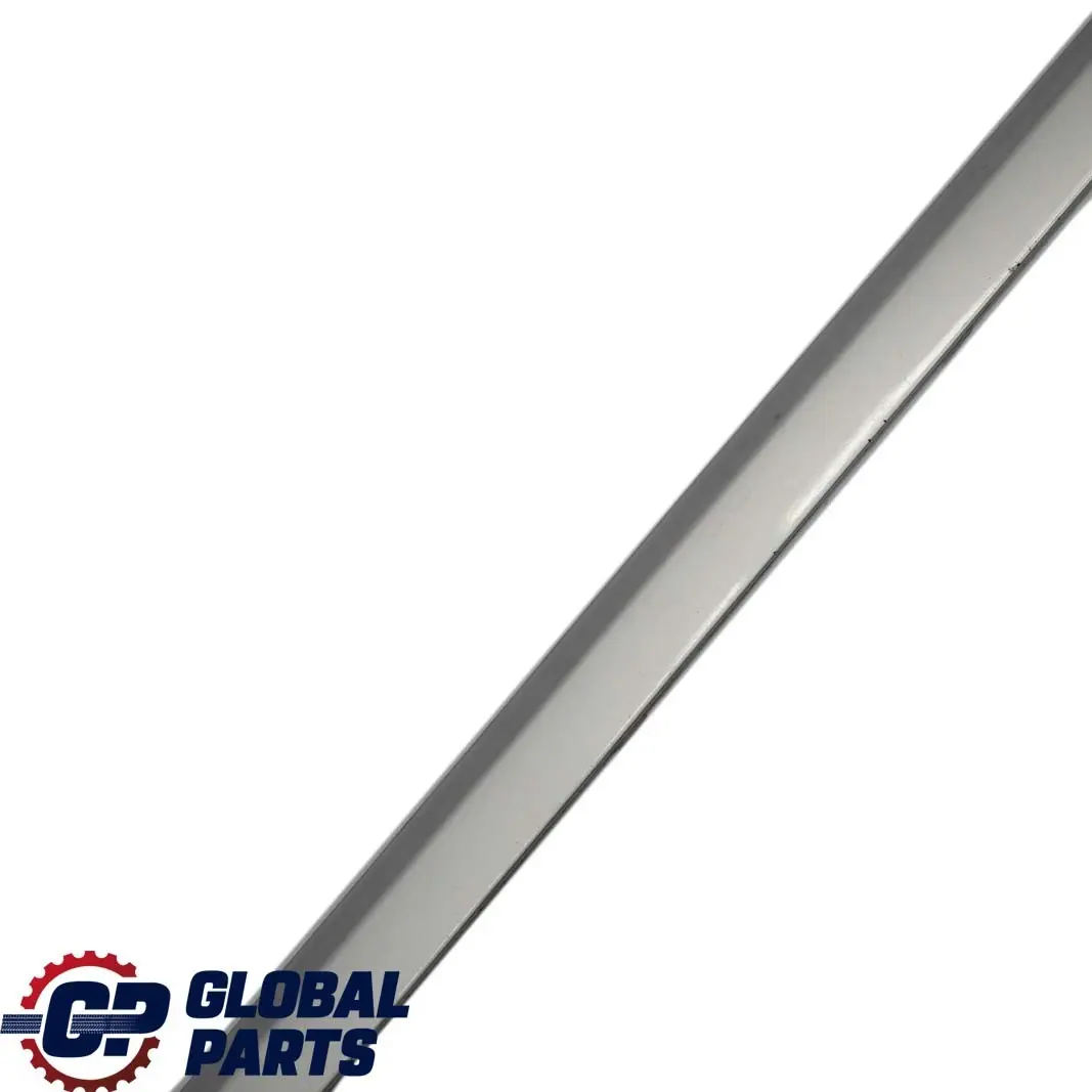  Mercedes-Benz E S210 Estate Tailgate Molding Strip Cover Brillantsilber - SKU A2107400493-BRS - Número de pieza A2107400493
