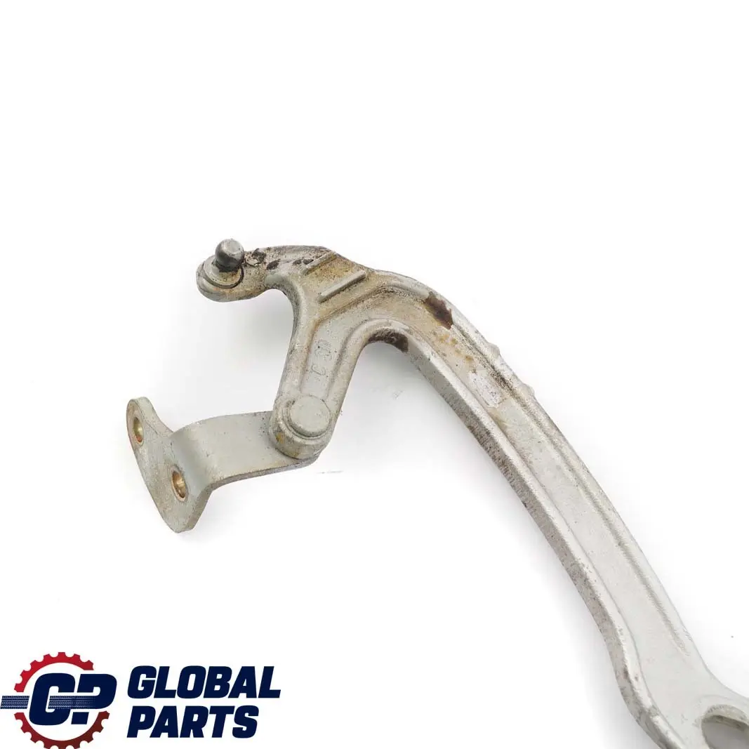 Mercedes-Benz S210 Charniere Hayon Arriere Droite Argent Brillant Metallique pour à propos du numéro de pièce A2107401037 Mercedes-Benz S210 Charniere Hayon Arriere Droite Argent Brillant Metallique - SKU A2107401037-BRS - Numéro de pièce A2107401037