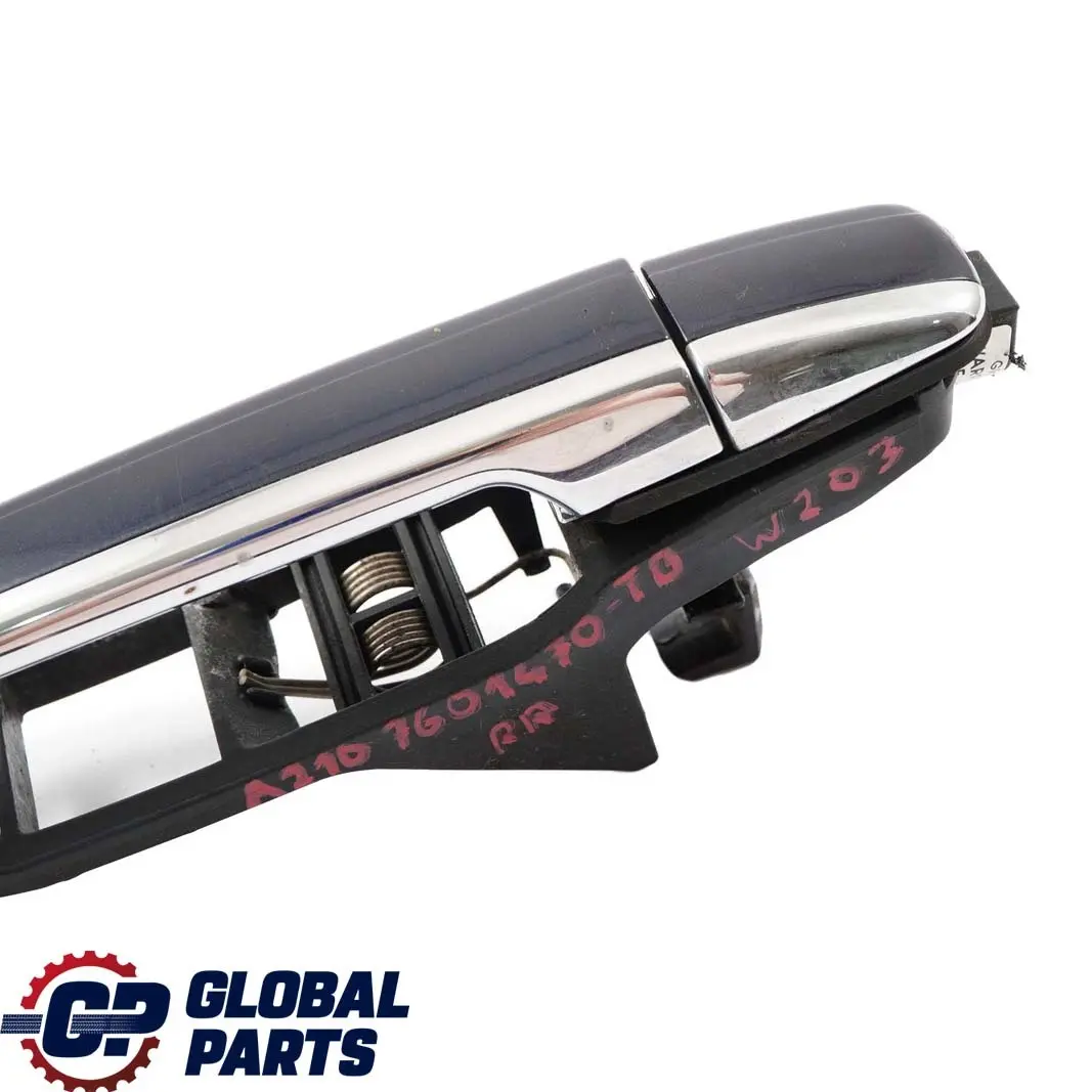 Mercedes E W210 Tirador Puerta Trasera Derecha Azul Tanzanita Metalizado 359 - SKU A2107601470-TB - Número de pieza A2107601470