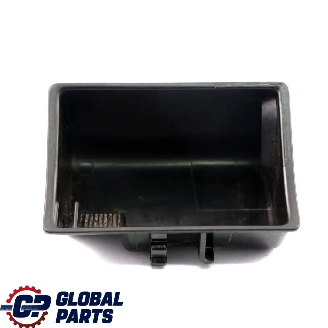 Mercedes-Benz W210 Avant Cendrier etagere Calcinateur pour à propos du numéro de pièce A2108100230 Mercedes-Benz W210 Avant Cendrier etagere Calcinateur - SKU A2108100230 - Numéro de pièce A2108100230