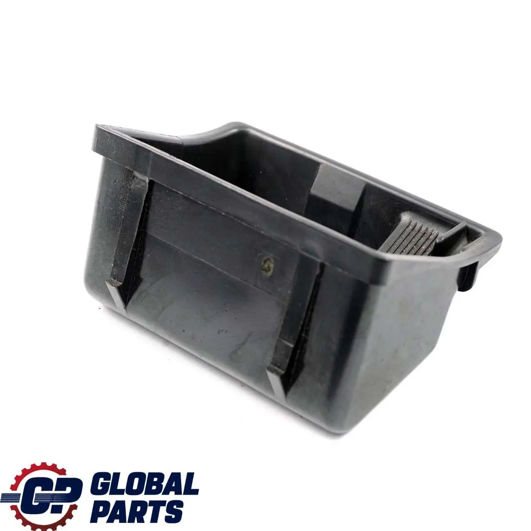 Cenicero De La consola delantera Bandeja De cenizas para Mercedes W210 con número de pieza A2108100230 Mercedes W210 Cenicero De La consola delantera Bandeja De cenizas - SKU A2108100230 - Número de pieza A2108100230