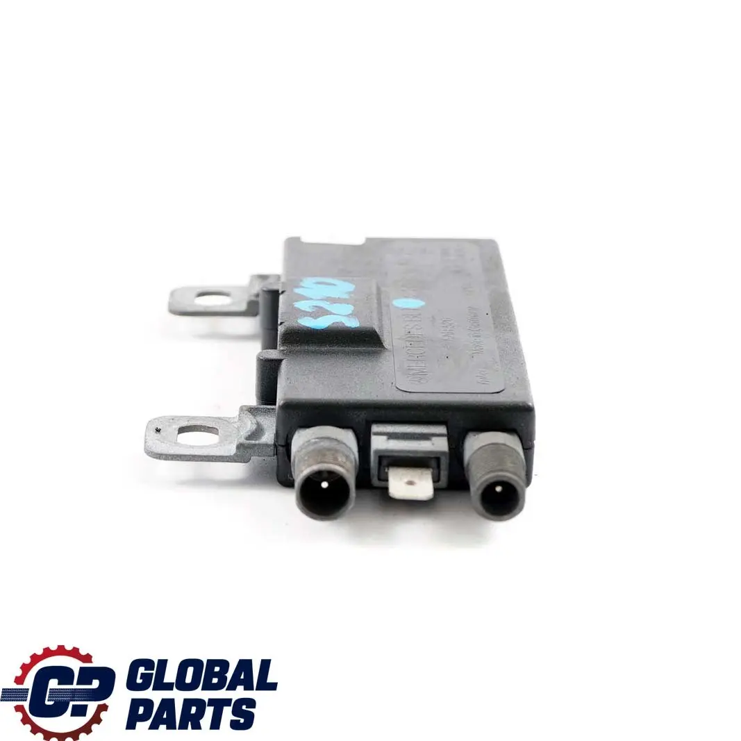 Mercedes-Benz W210 Familiare Amplificatore Antenna per con numero di parte A2108200789 Mercedes-Benz W210 Familiare Amplificatore Antenna - SKU A2108200789 - Numero di parte A2108200789