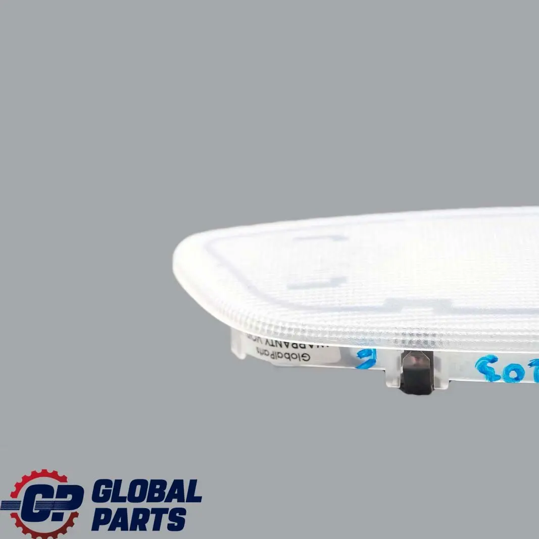 Mercedes-Benz Clase C E W203 W210 Luz Interior Trasera Techo para con número de pieza A2108203401 Mercedes-Benz Clase C E W203 W210 Luz Interior Trasera Techo - SKU A2108203401 - Número de pieza A2108203401