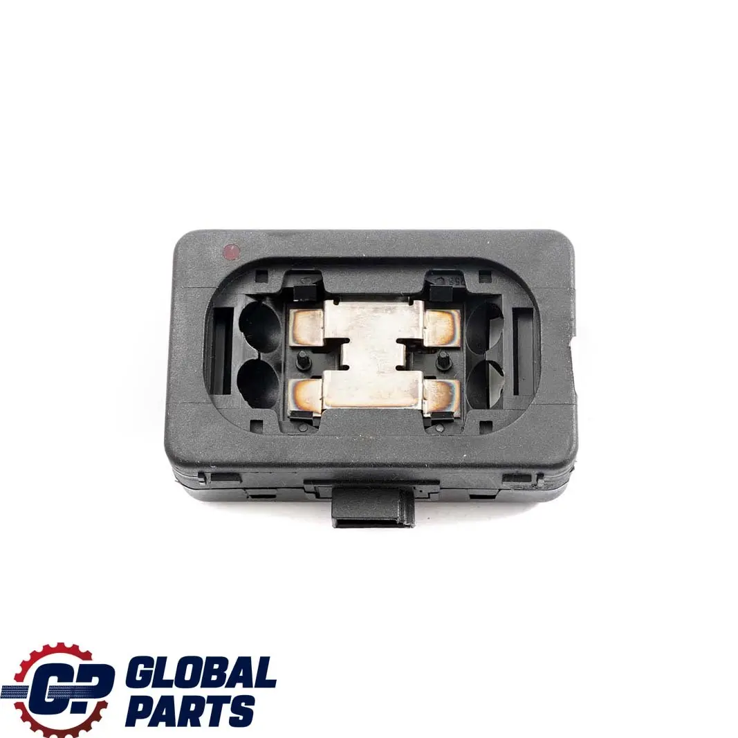 Capteur lumière de pluie pour pare-brise pour Mercedes C E W202 W203 W210 à propos du numéro de pièce A2108205710 Mercedes C E W202 W203 W210 Capteur lumière de pluie pour pare-brise - SKU A2108205710 - Numéro de pièce A2108205710