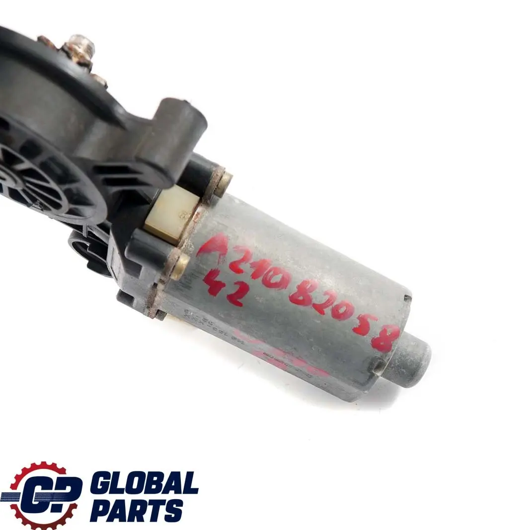 Delantero Derecho Puerta Ventana Regulador Elevador Motor para Mercedes W210 con número de pieza A2108205842 Mercedes W210 Delantero Derecho Puerta Ventana Regulador Elevador Motor - SKU A2108205842 - Número de pieza A2108205842