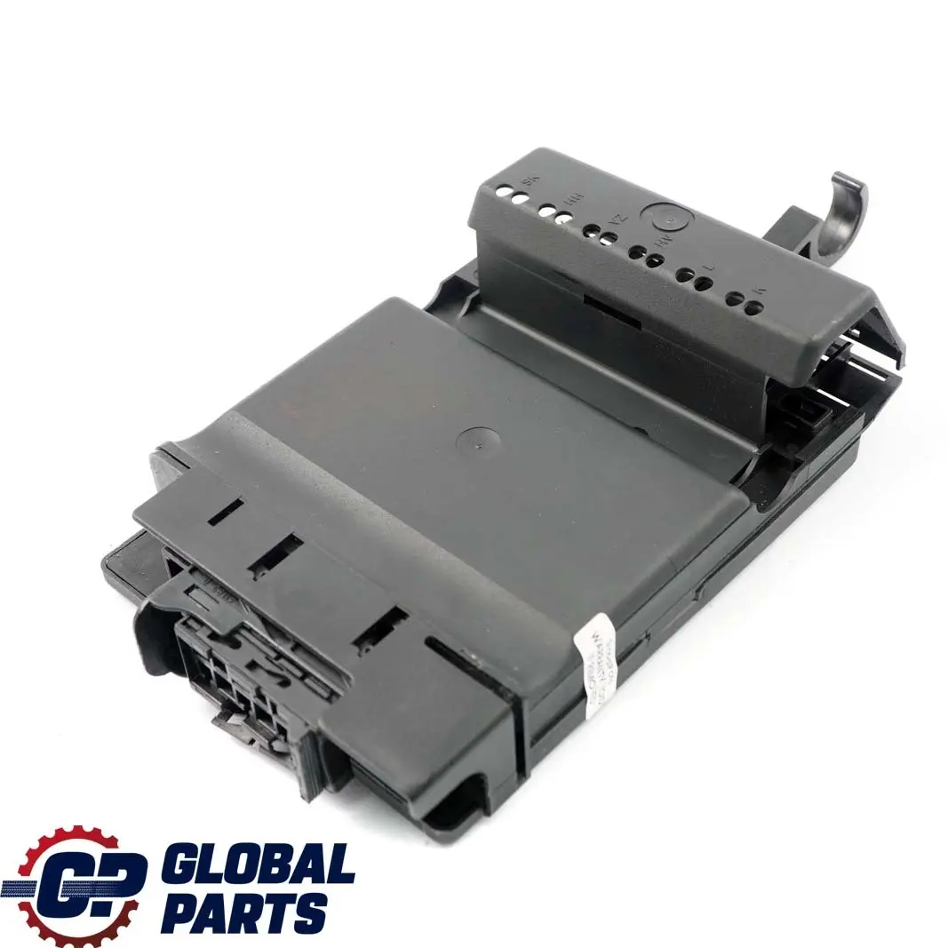 Mercedes-Benz E W210 Seat Memory Control Unit Module Front Left to with Part number A2108206526 Mercedes-Benz E W210 Seat Memory Control Unit Module Front Left - SKU A2108206526 - Part number A2108206526