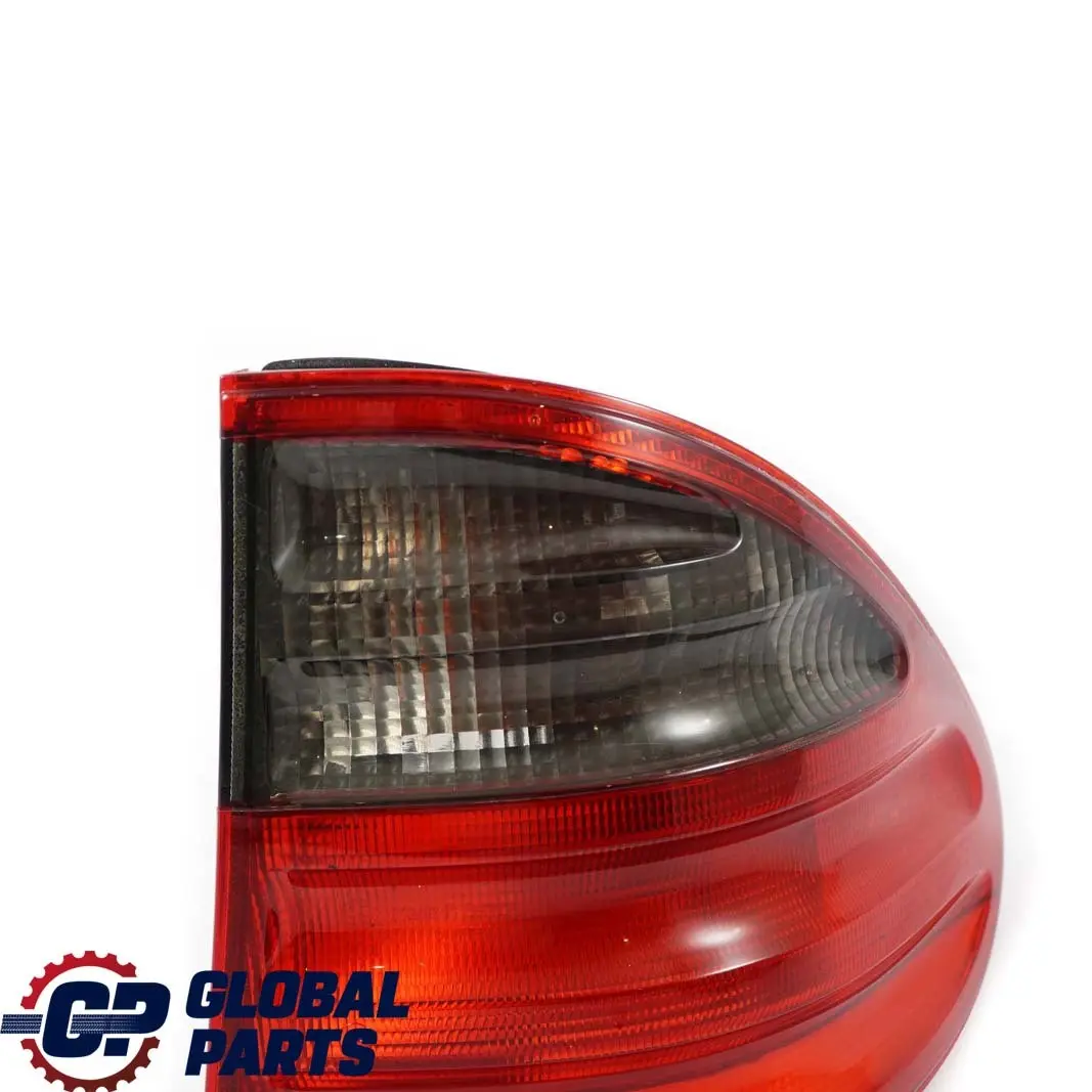 Mercedes-Benz W210 S210 Kombi Rücklicht Hinten Rechts Seite Lampe für mit Teilenummer A2108206864 Mercedes-Benz W210 S210 Kombi Rücklicht Hinten Rechts Seite Lampe - SKU A2108206864 - Teilenummer A2108206864