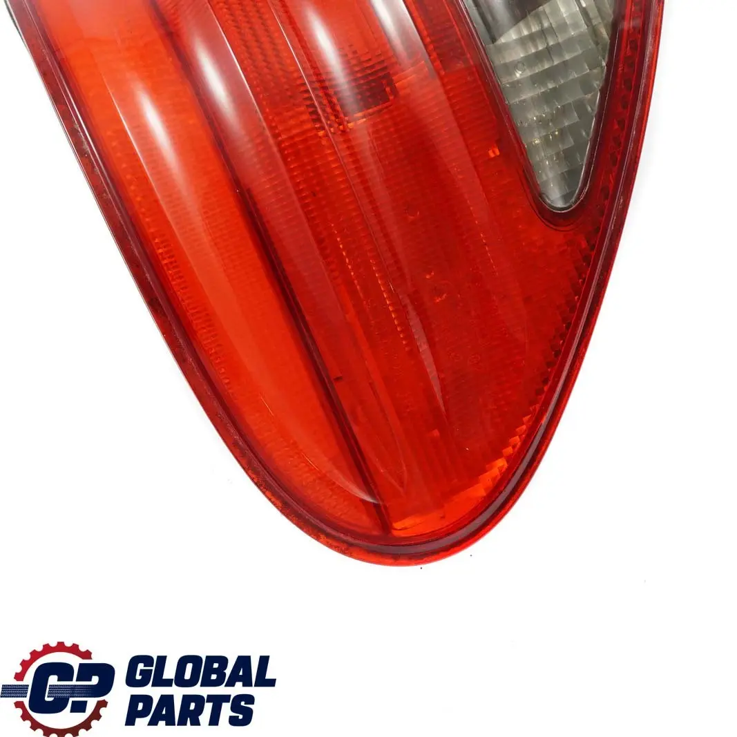 Mercedes-Benz W210 S210 Break Feu Arriere Droite Page Lampe pour à propos du numéro de pièce A2108206864 Mercedes-Benz W210 S210 Break Feu Arriere Droite Page Lampe - SKU A2108206864 - Numéro de pièce A2108206864