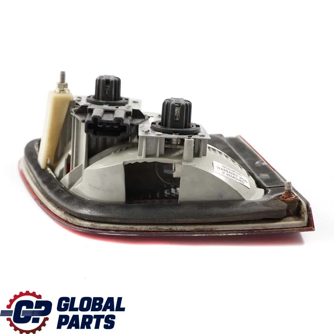 Mercedes-Benz E W210 Estate Rear Right Boot Tailgate Light Lamp para con número de pieza A2108207664 Mercedes-Benz E W210 Estate Rear Right Boot Tailgate Light Lamp - SKU A2108207664 - Número de pieza A2108207664