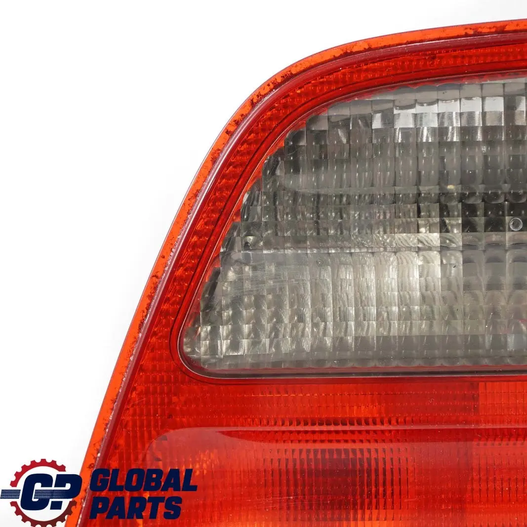 Mercedes-Benz W210 Familiare Portellone Posteriore Dx Lato Lampada per con numero di parte A2108207664 Mercedes-Benz W210 Familiare Portellone Posteriore Dx Lato Lampada - SKU A2108207664 - Numero di parte A2108207664