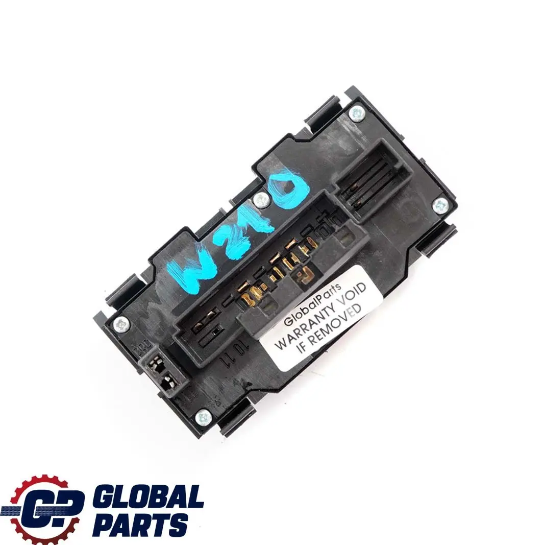  Mercedes-Benz C E W202 W210 Centro Hazard Light Door Locking Switch Panel - SKU A2108208010 - Numero di parte A2108208010