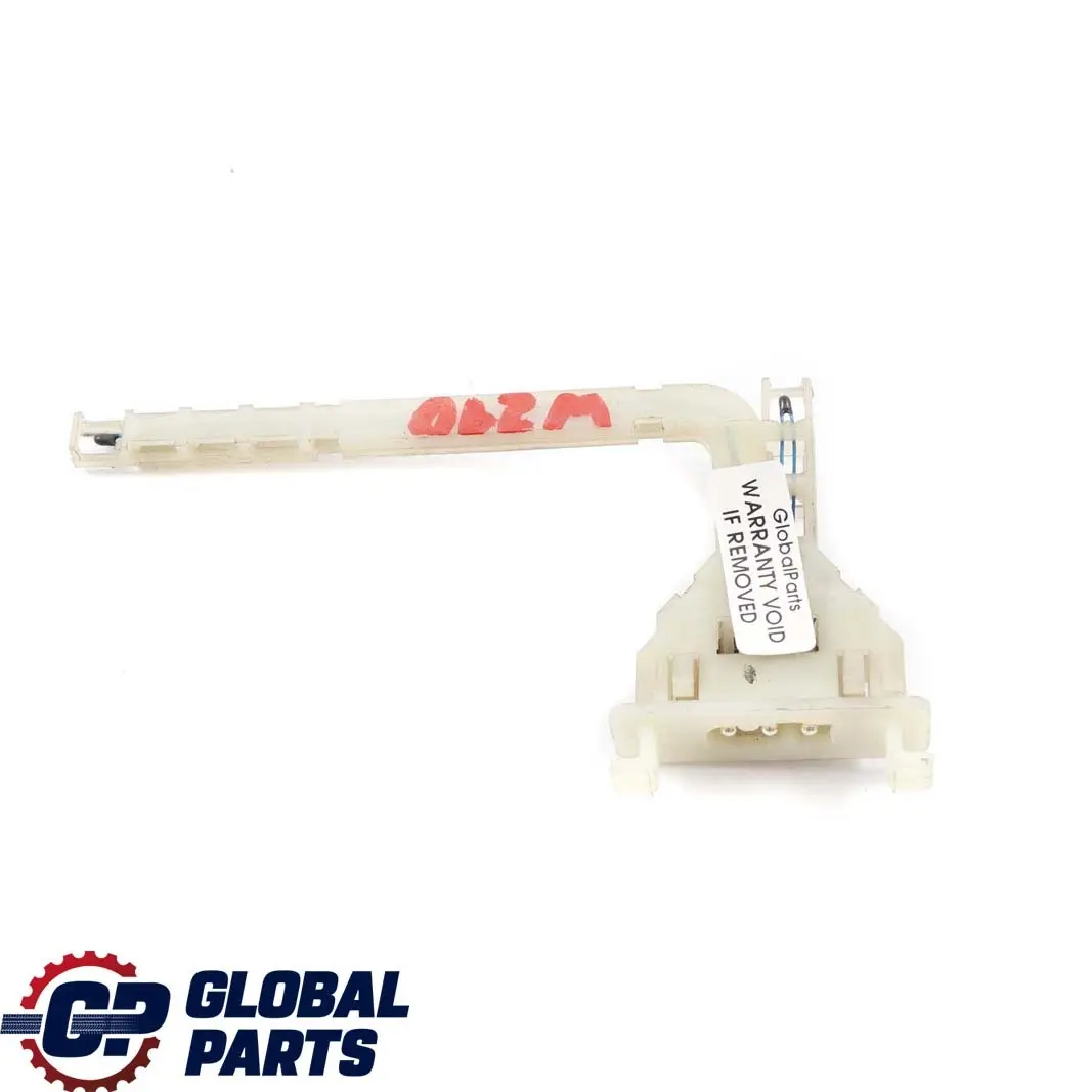 Czujnik temperatury nagrzewnicy do Mercedes S202 W210 o numerze A2108300472 Mercedes S202 W210 Czujnik temperatury nagrzewnicy - SKU A2108300472 - Numer Części A2108300472