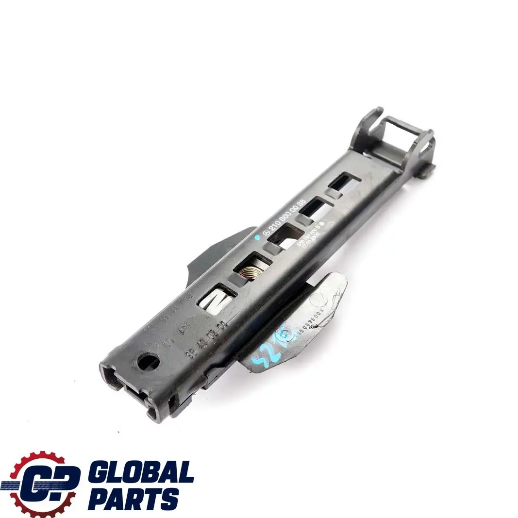 Mercedes W210 Estate Asiento Trasero Izquierdo Derecho Ajustador Altura Cinturon - SKU A2108600088 - Número de pieza A2108600088
