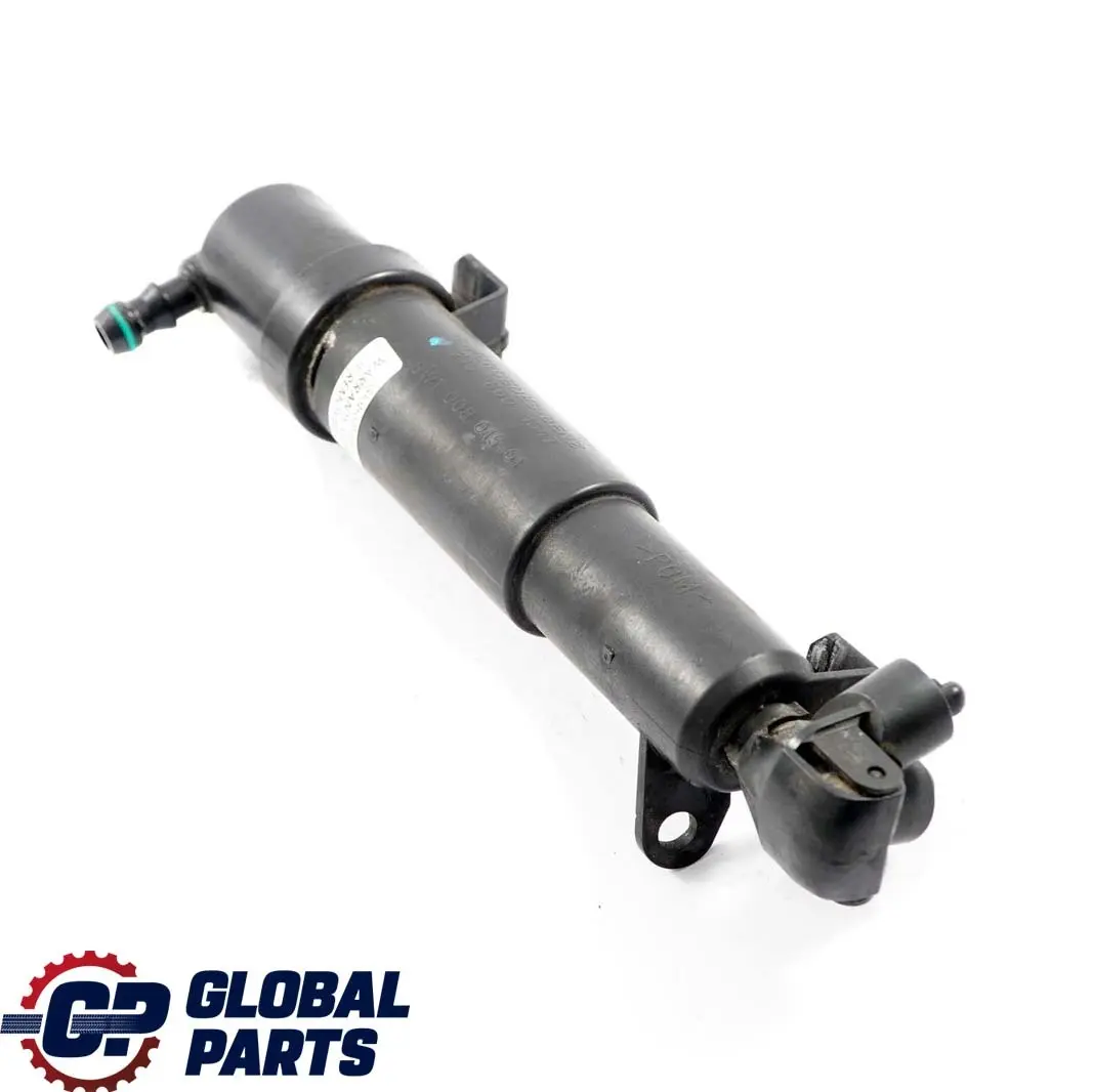 Mercedes-Benz E W210 Wischerwasserdüse Düse Waschwasser Links für mit Teilenummer A2108601547 Mercedes-Benz E W210 Wischerwasserdüse Düse Waschwasser Links - SKU A2108601547 - Teilenummer A2108601547