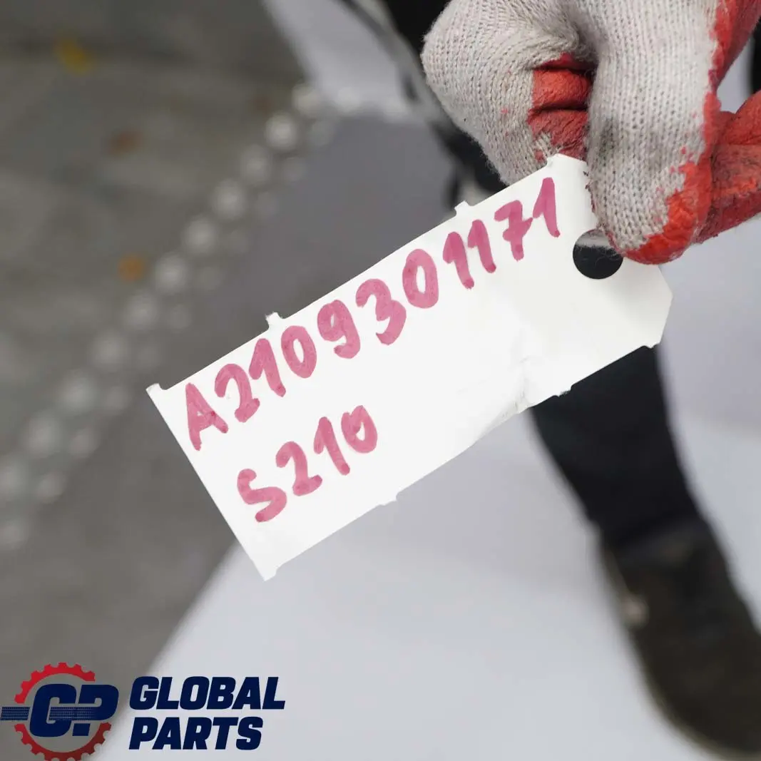 Mercedes-Benz E S210 W210 Estate Boot Trunk 3rd Seat Row Backrest Grey Leather to with Part number A2109301171 Mercedes-Benz E S210 W210 Estate Boot Trunk 3rd Seat Row Backrest Grey Leather - SKU A2109301171 - Part number A2109301171