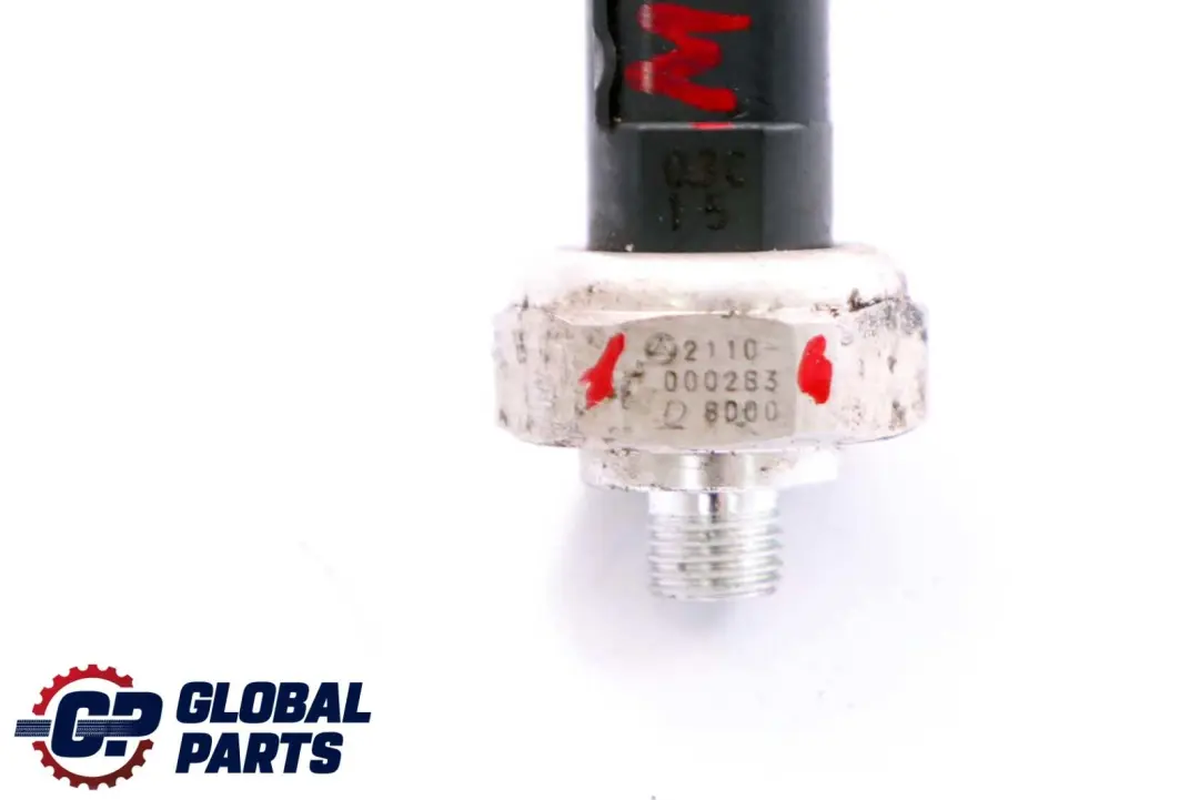 Sensor de presión del aire acondicionado para Mercedes W169 W204 W212 con número de pieza A2110000283 Mercedes W169 W204 W212 Sensor de presión del aire acondicionado - SKU A2110000283 - Número de pieza A2110000283
