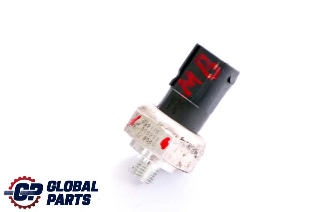 Klima Drucksensor Sensor für Mercedes W169 W204 W212 mit Teilenummer A2110000283 Mercedes W169 W204 W212 Klima Drucksensor Sensor - SKU A2110000283 - Teilenummer A2110000283